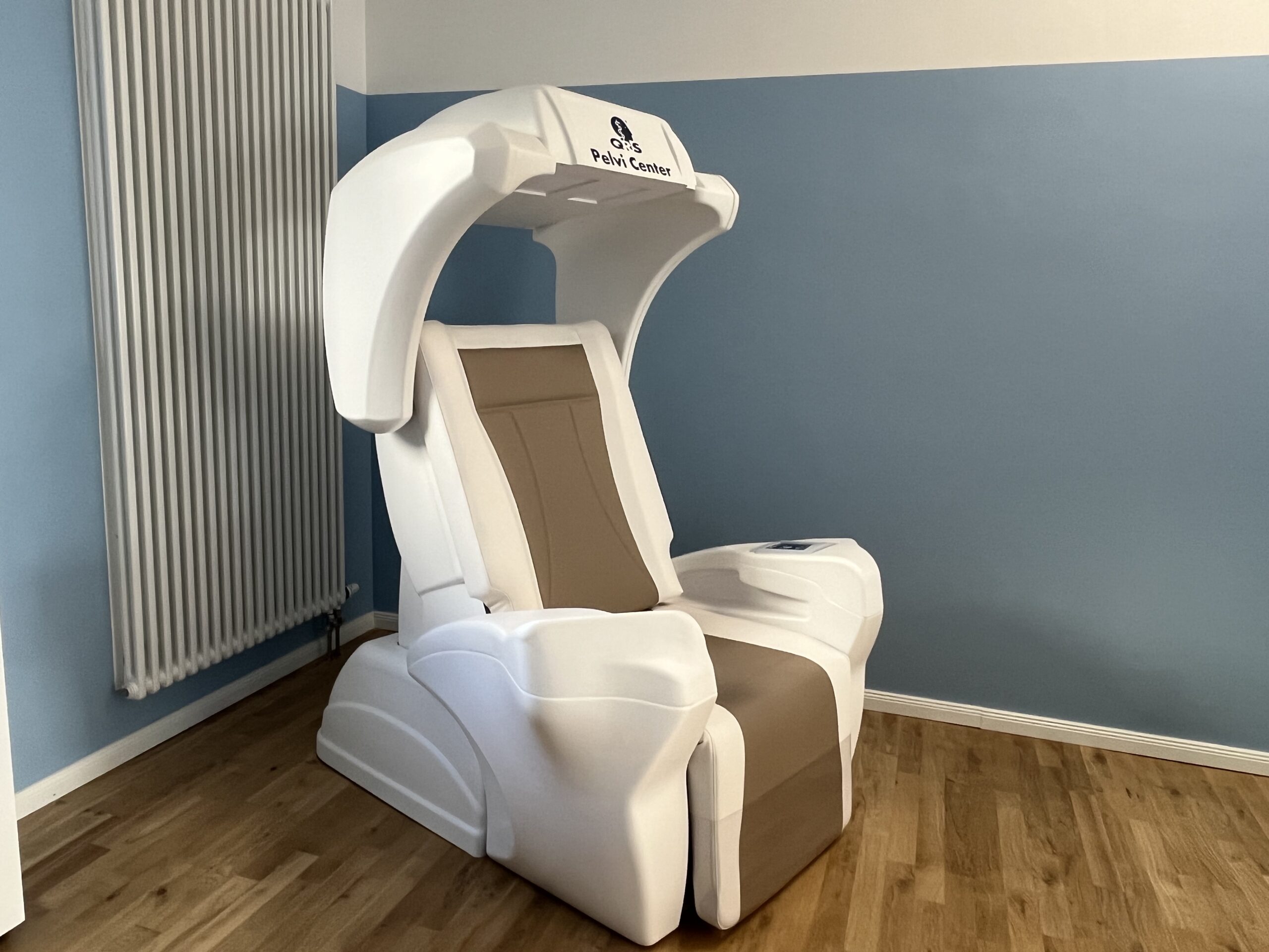 PelviCenter-Gerät für magnetfeldgestütztes Beckenboden-Training im BB-Kraft Zentrum.